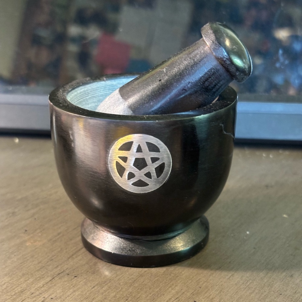 Black Mortar and Pestle with Pentagram
